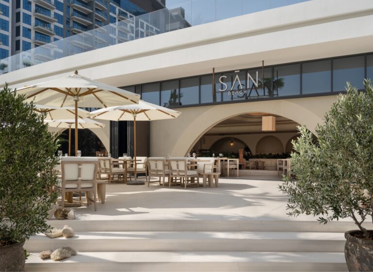 SanBeach010422_NateleeCocks_007