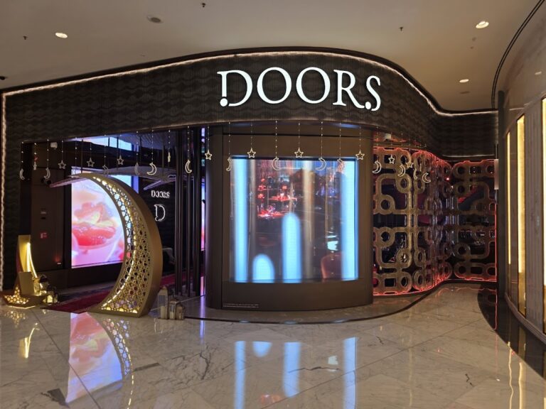 doors-dubaimall-dubai_113316123