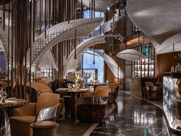 doors-dubaimall-dubai_113348777