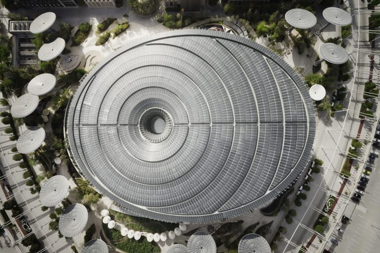 terra-dubai_74452490