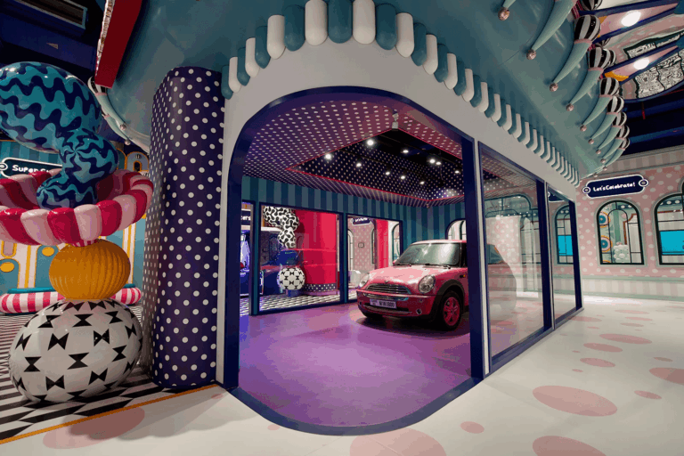 school-trip-vertical.png-min